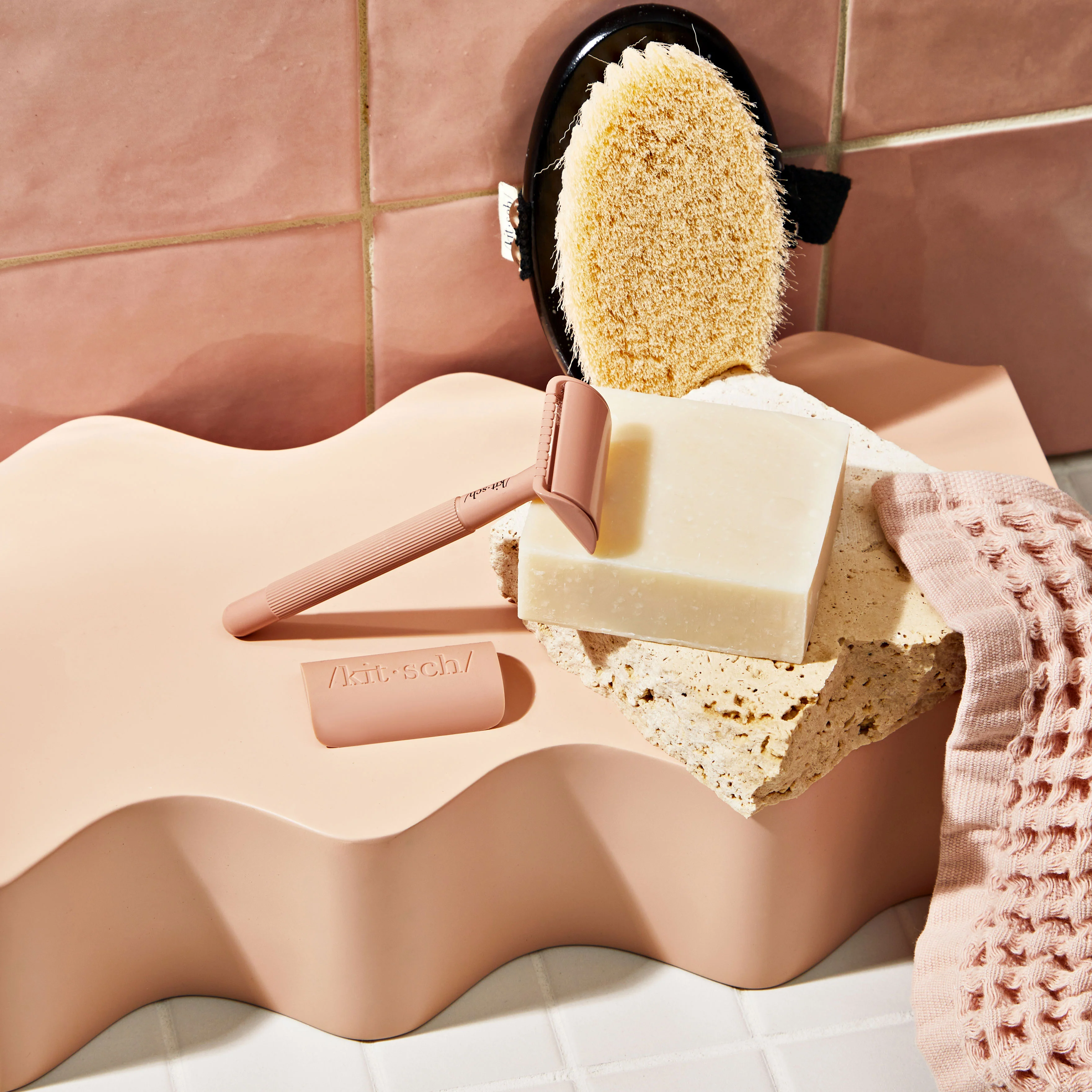 Safety Razor & Shave Butter Bundle - Image 5